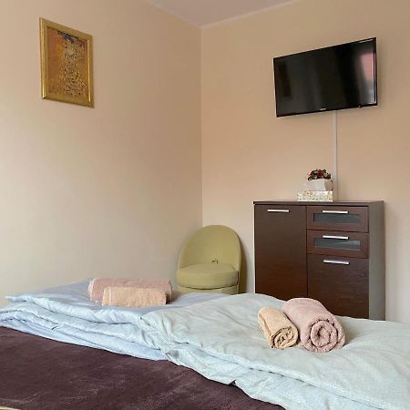 Swish Apartment -10 Min To Old Town Gdansk,Pkp & Shopping Mall Екстер'єр фото