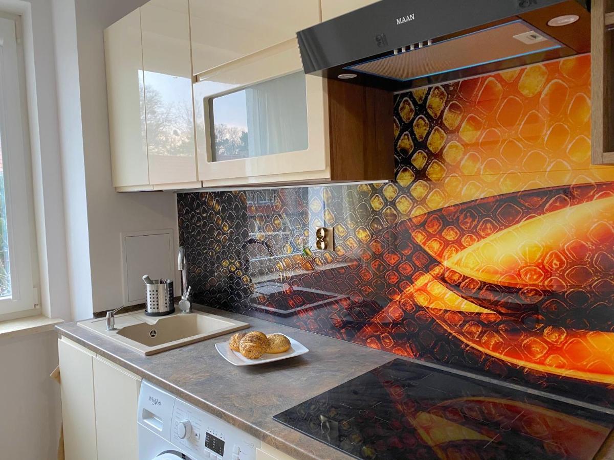 Swish Apartment -10 Min To Old Town Gdansk,Pkp & Shopping Mall Екстер'єр фото